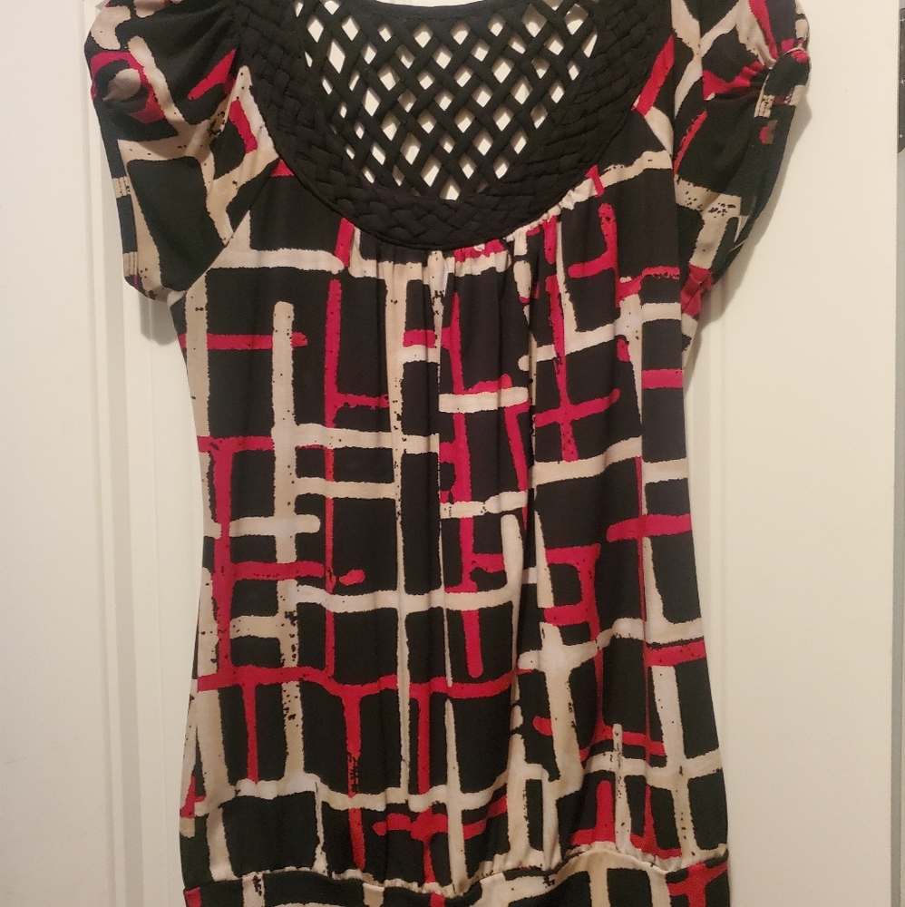 Cutout back detail blouse
